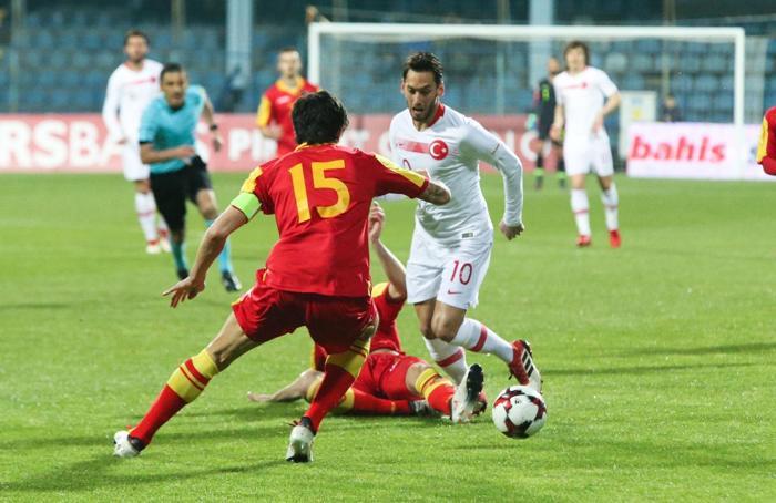 Fanatik yazarlarının Karadağ - Türkiye maçı yorumları