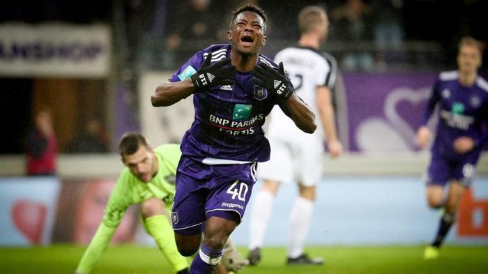Galatasarayın ilk transferi Henry Onyekuru İstanbulda
