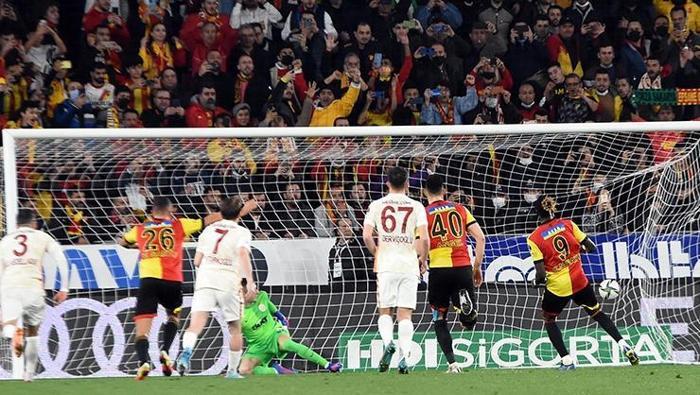 Fanatik yazarları Göztepe - Galatasaray maçını değerlendirdi