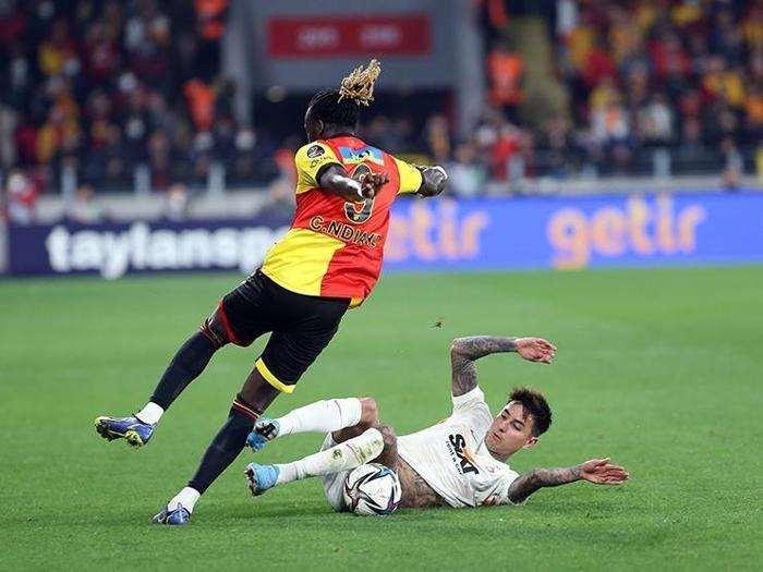 Fanatik yazarları Göztepe - Galatasaray maçını değerlendirdi