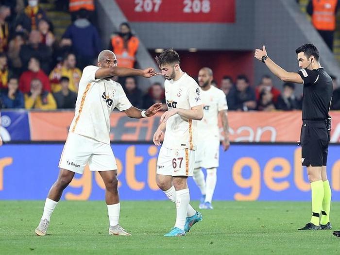 Fanatik yazarları Göztepe - Galatasaray maçını değerlendirdi