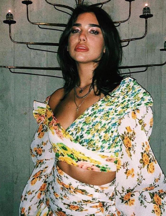 Dua Lipa ile pişti oldu