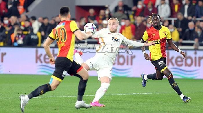 Galatasarayda Victor Nelssonun ilk golü, Mostafa Mohamedin ilk asisti... İşte o anlar