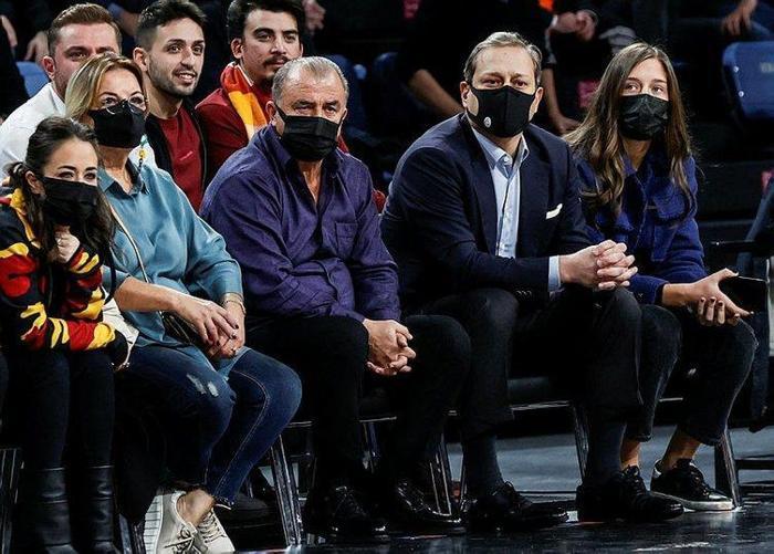 Son dakika haberi Galatasarayda yıldız ismin bileti kesildi…