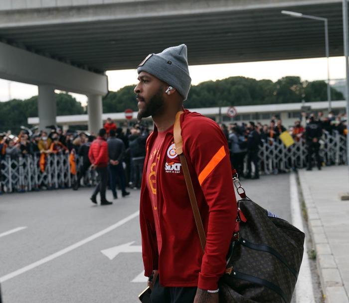Torrentten sürpriz karar Galatasarayın Göztepe maçı muhtemel 11i