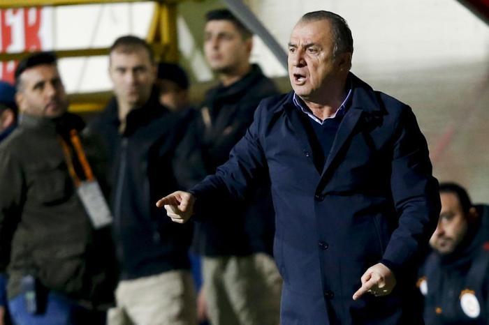 Fatih Terim sert çıktı: Kredimizin kalmadığını bilin