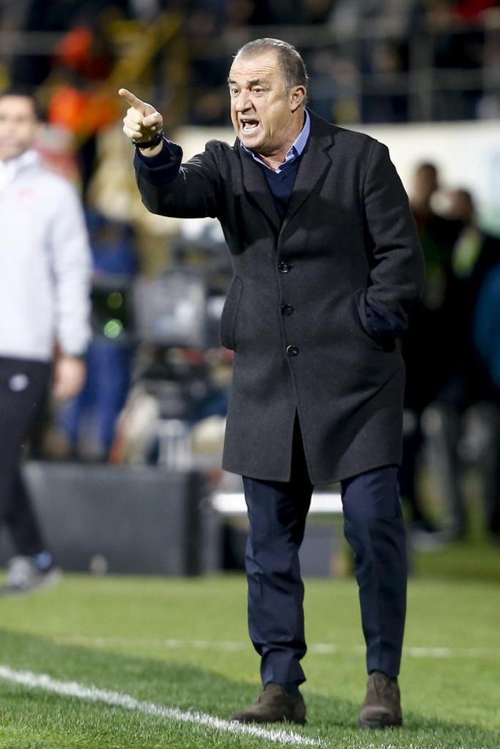 Fatih Terim sert çıktı: Kredimizin kalmadığını bilin