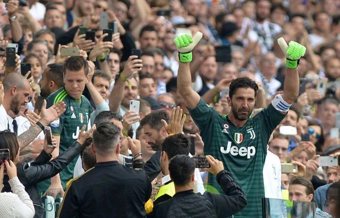 Son dakika Gianluigi Buffon transfer için Pariste