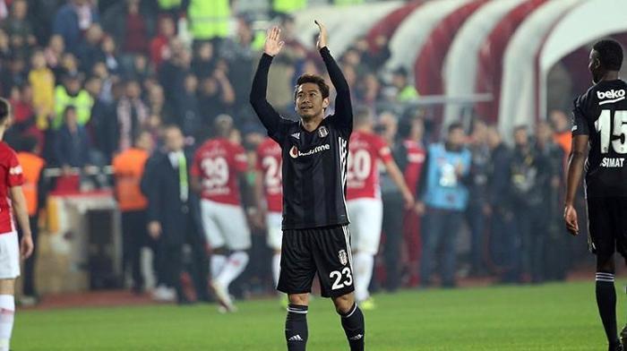 Kagawa çılgınlığı 2 gol attı taraftar çıldırdı