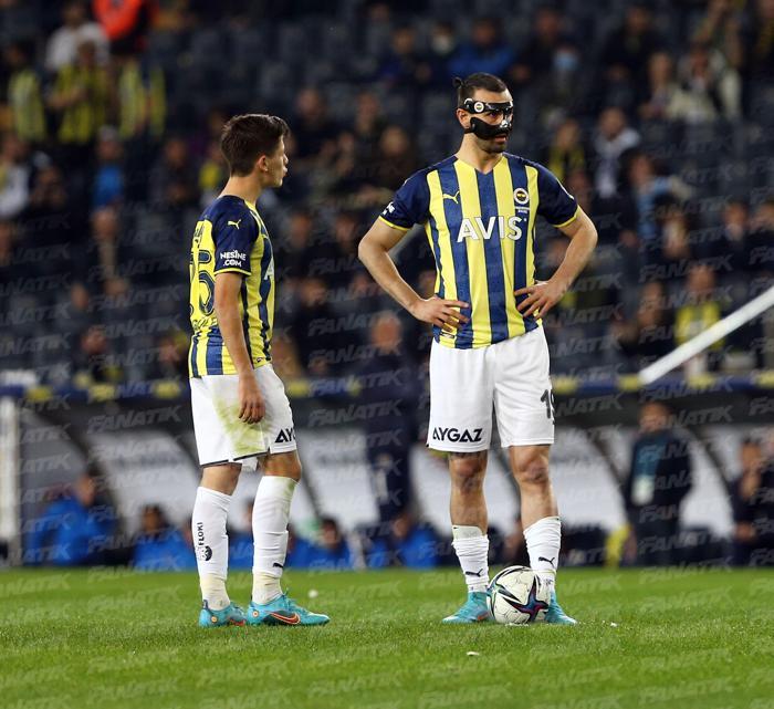 Fenerbahçede Serdar Dursun-Arda Güler diyaloğu dikkat çekti