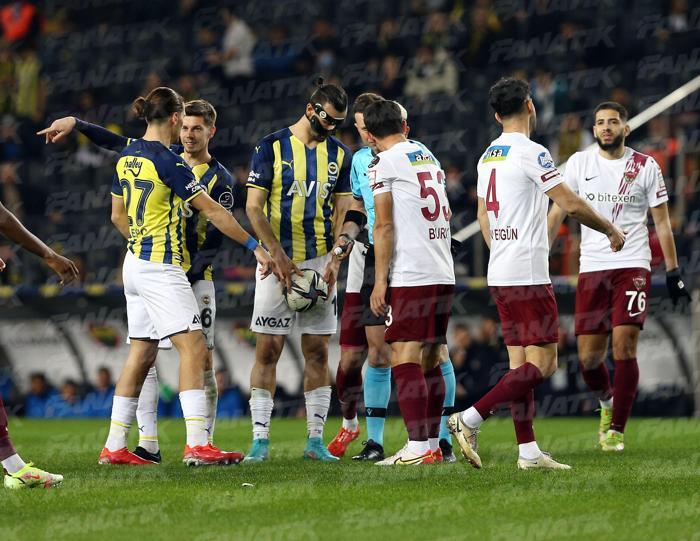 Fenerbahçede Serdar Dursun-Arda Güler diyaloğu dikkat çekti