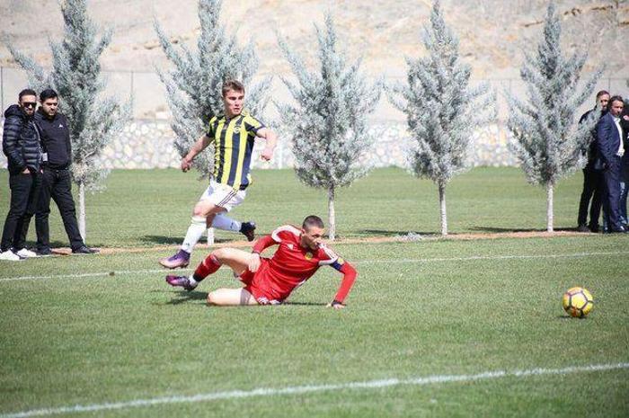 EĞİTİM ZAYIF, ÖZEL EĞİTİM YOK