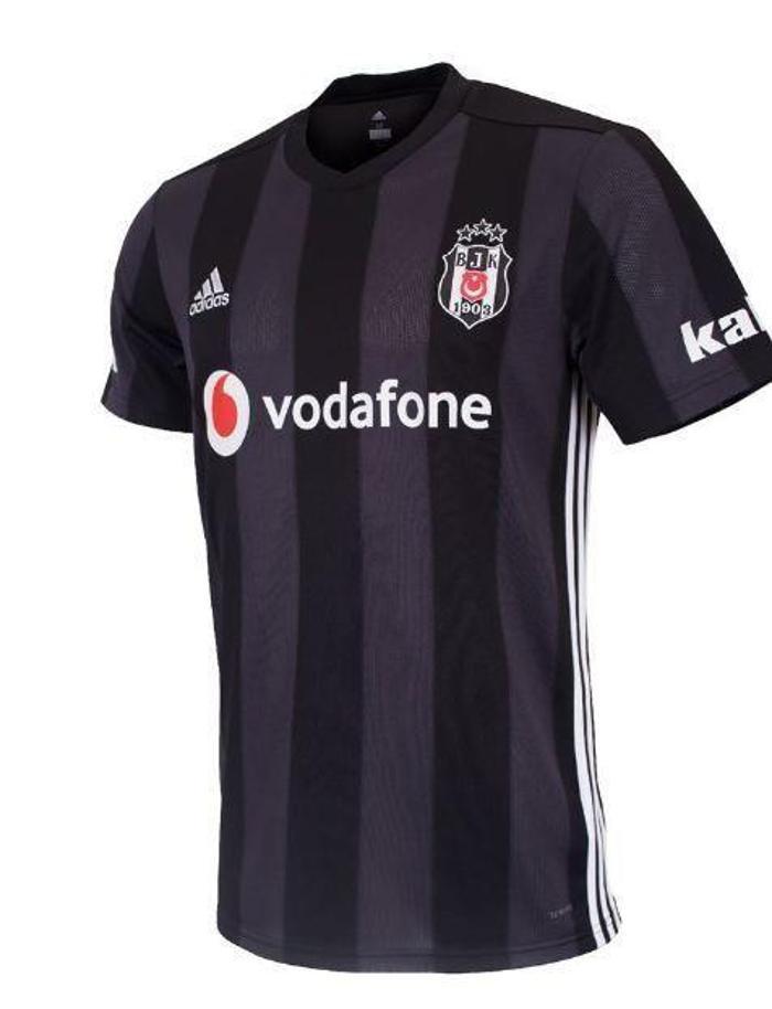 İşte Beşiktaşın yeni sezon formaları