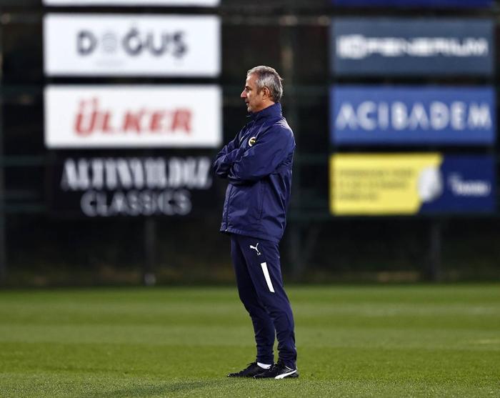 Son dakika Fenerbahçe haberi... İsmail Kartaldan sürpriz karar Sarı lacivertlilerin Hatayspor maçına çıkması beklenen 11i