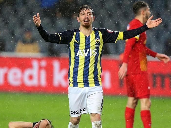 Son dakika Fenerbahçe haberi... İsmail Kartaldan sürpriz karar Sarı lacivertlilerin Hatayspor maçına çıkması beklenen 11i