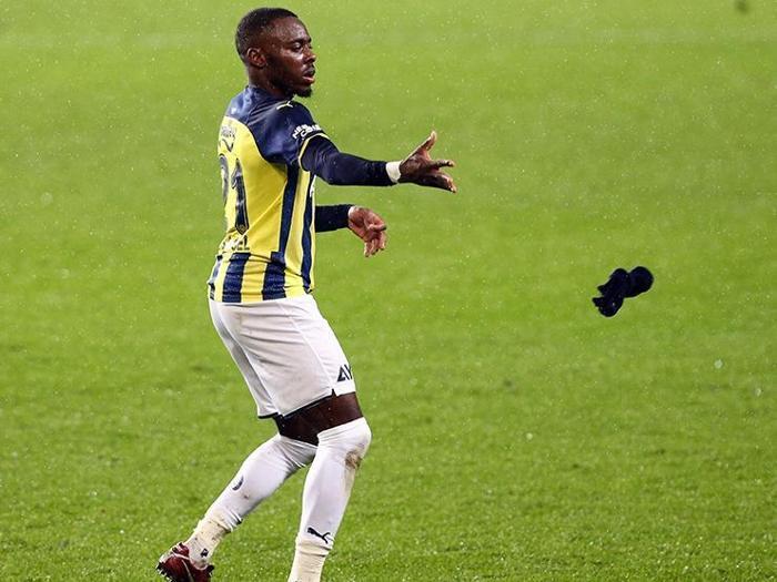 Son dakika Fenerbahçe haberi... İsmail Kartaldan sürpriz karar Sarı lacivertlilerin Hatayspor maçına çıkması beklenen 11i