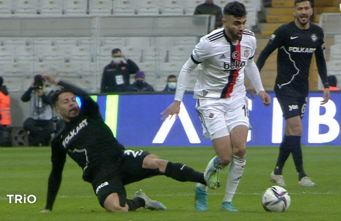 Deniz Çoban yorumladı Ali Şansalanın performansı, Beşiktaşın iptal edilen golleri, Altayın penaltı beklediği pozisyon...