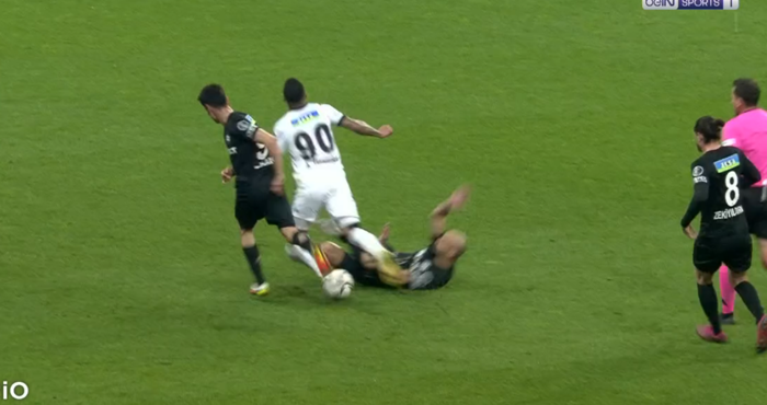 Deniz Çoban yorumladı Ali Şansalanın performansı, Beşiktaşın iptal edilen golleri, Altayın penaltı beklediği pozisyon...