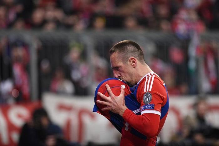 Dünyanın topla en hızlı futbolcuları