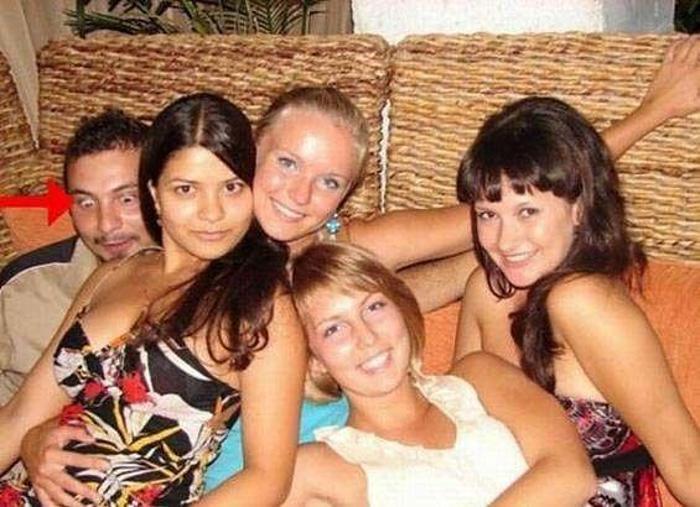 Çapkın bakışlar kameralara yansıdı