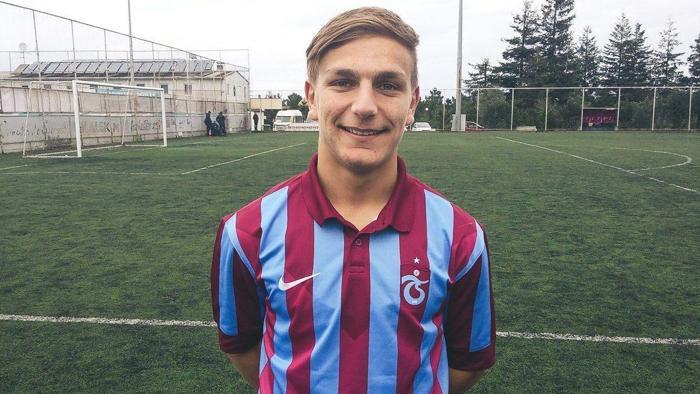 Monchi, 2 Türk yıldızı daha radarına aldı