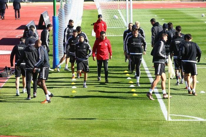 Ramon Motta Beşiktaşa veda etti