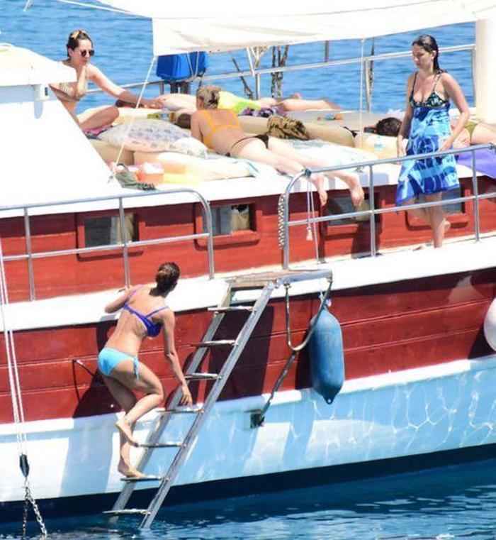Tekne misafirleri