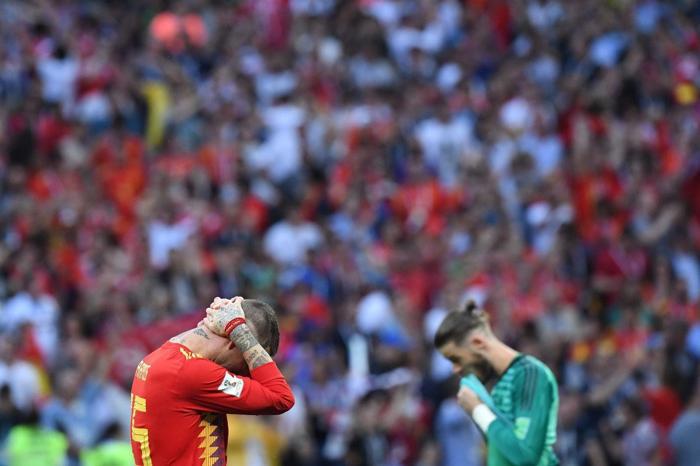İspanyol oyuncuların maç sonu büyük üzüntüsü
