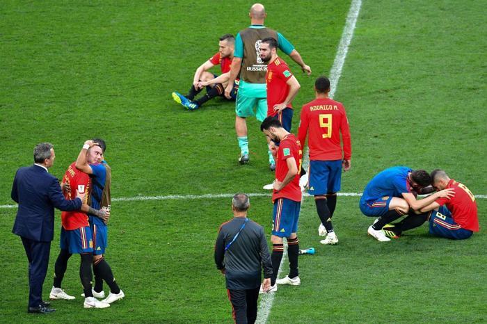 İspanyol oyuncuların maç sonu büyük üzüntüsü