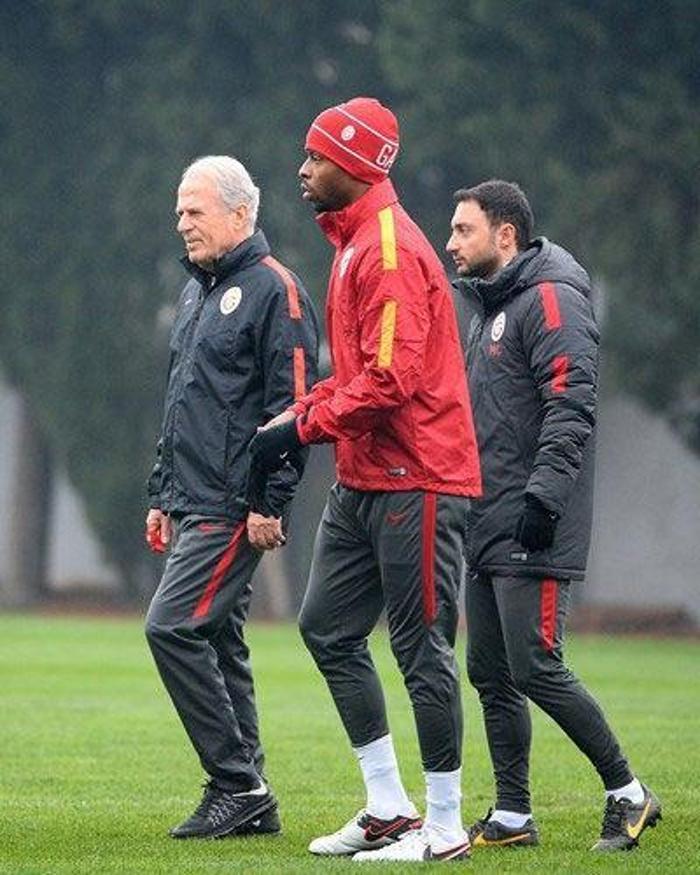 Ryan Donk ilk idmanına çıktı