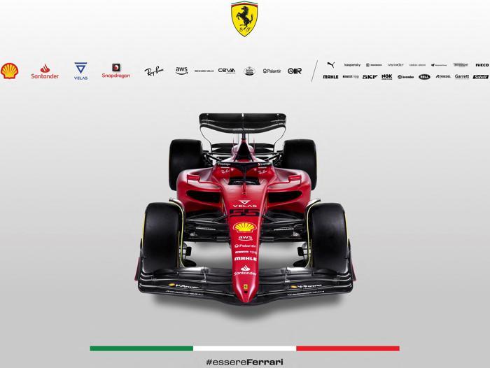 Formula 1de Ferrari 2022 aracını tanıttı