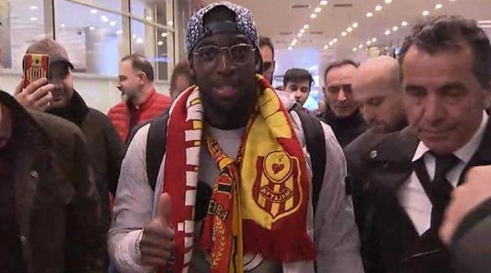 Yeni takımı belli oldu Son dakika transfer haberleri...