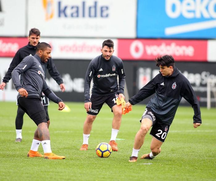 Zorro Beşiktaş idmanında Tüm gözler onun üzerindeydi