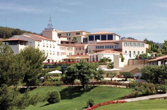 A Millilerin kalacağı otel cennet gibi