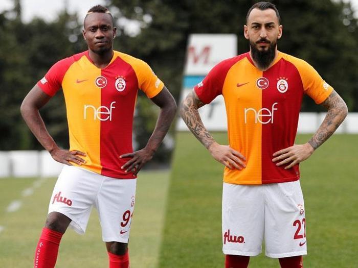 Diagne ve Mitroglou Galatasarayın yeni forvetlerinin tüm bilinmeyenleri...