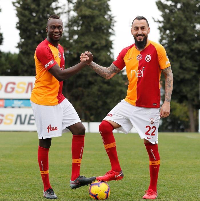 Diagne ve Mitroglou Galatasarayın yeni forvetlerinin tüm bilinmeyenleri...