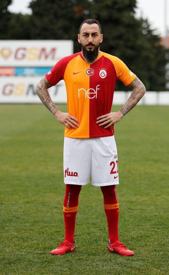 Galatasarayın yeni transferi Mitroglounun forma numarası belli oldu