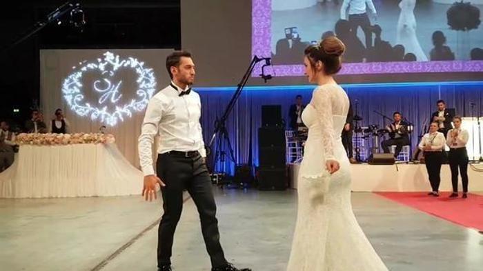 Hakan – Sinem Çalhanoğlu çifti boşanıyor mu