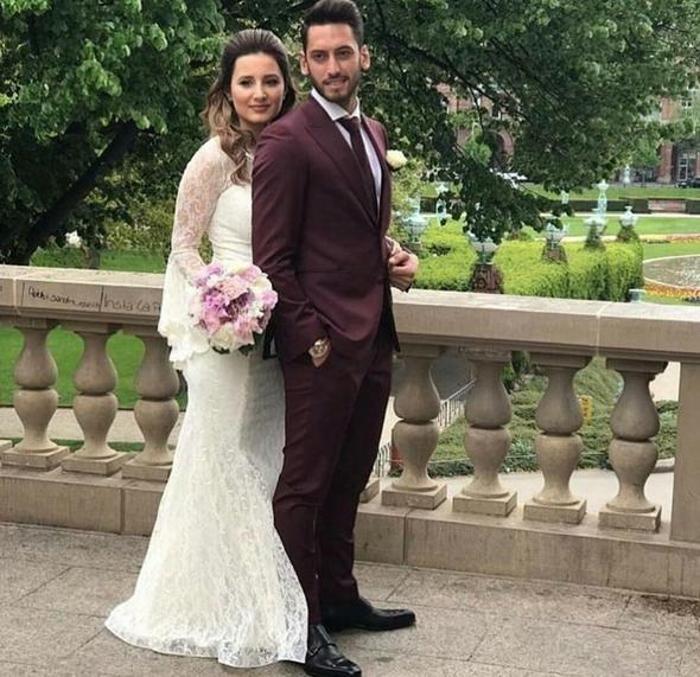 Hakan – Sinem Çalhanoğlu çifti boşanıyor mu