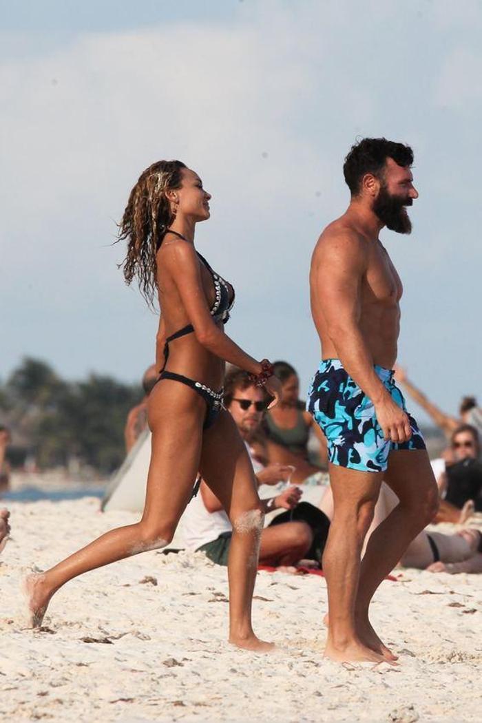 Dan Bilzerian ve kız arkadaşları tatilde