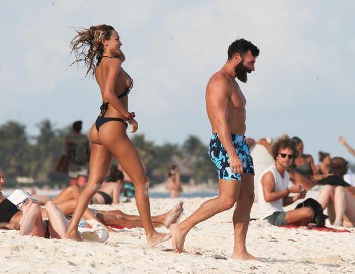 Dan Bilzerian ve kız arkadaşları tatilde