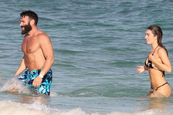 Dan Bilzerian ve kız arkadaşları tatilde