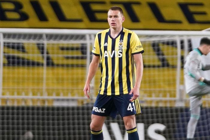 Fenerbahçeli Szalai için kesenin ağzını açtılar