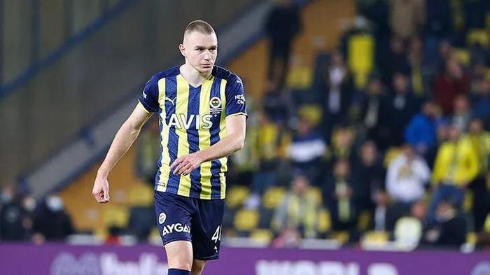 Fenerbahçeli Szalai için kesenin ağzını açtılar