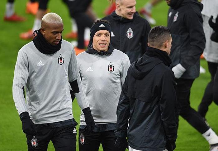 Adriano: Taliscayı Rivaldoya benzetiyorum
