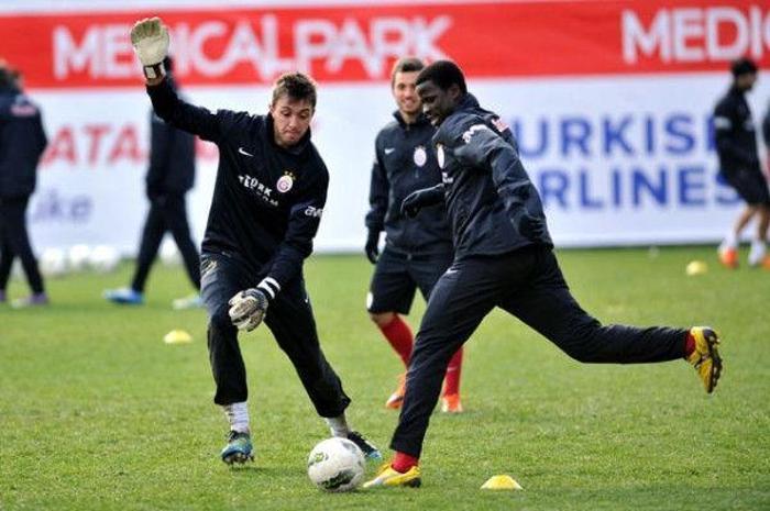 EN ÇOK KONUŞAN FUTBOLCU