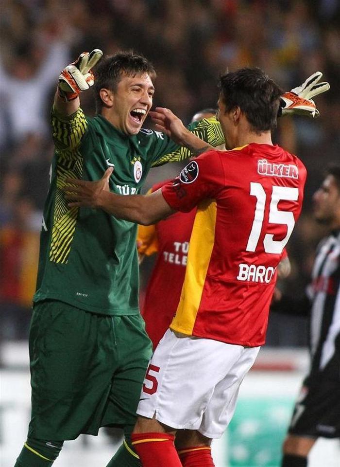 EN YUMUŞAK FUTBOLCU