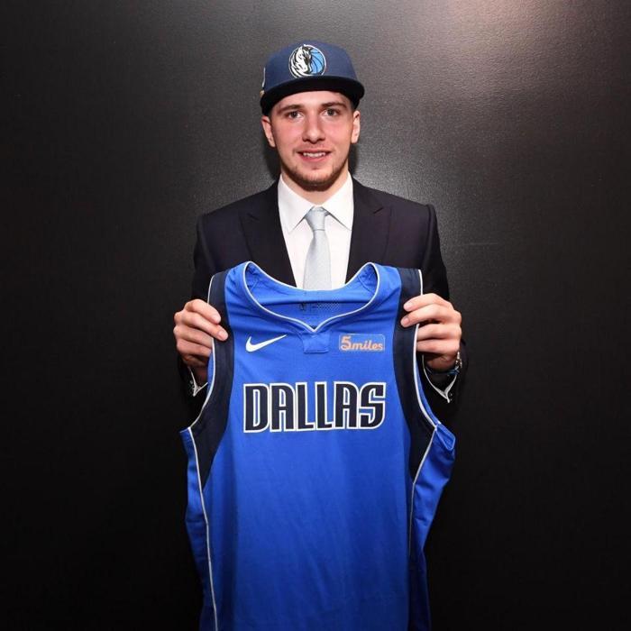 Yeni formalarıyla 2018 NBA Draftının yıldızları