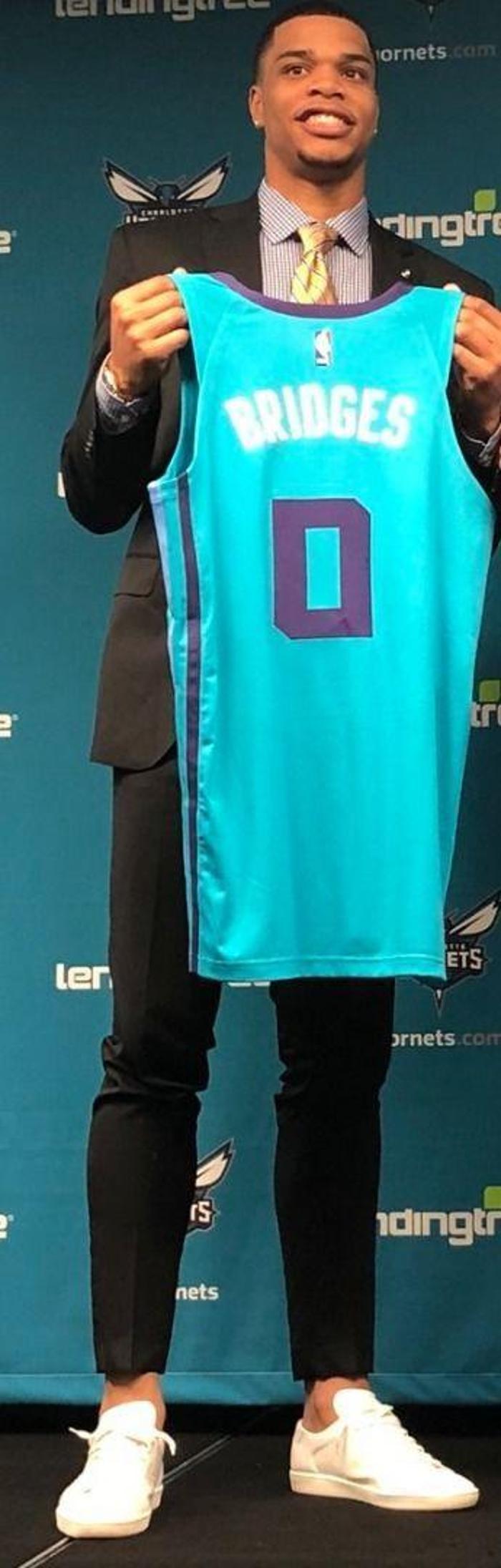 Yeni formalarıyla 2018 NBA Draftının yıldızları