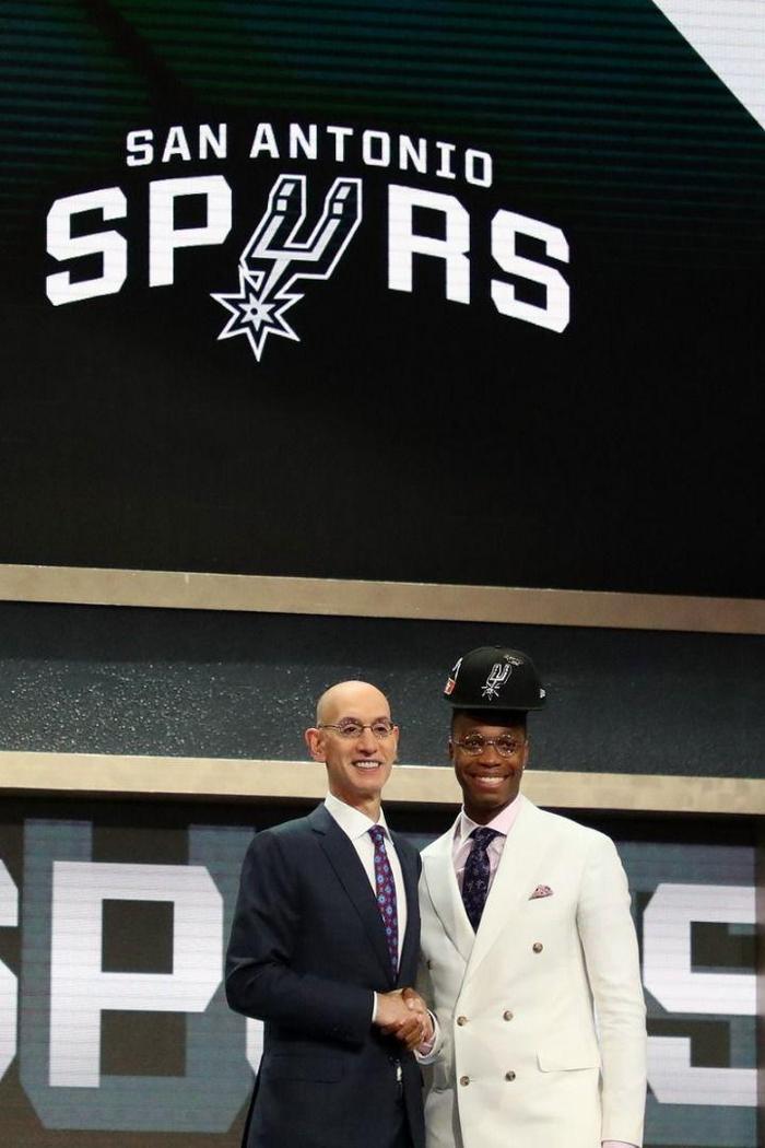 Yeni formalarıyla 2018 NBA Draftının yıldızları